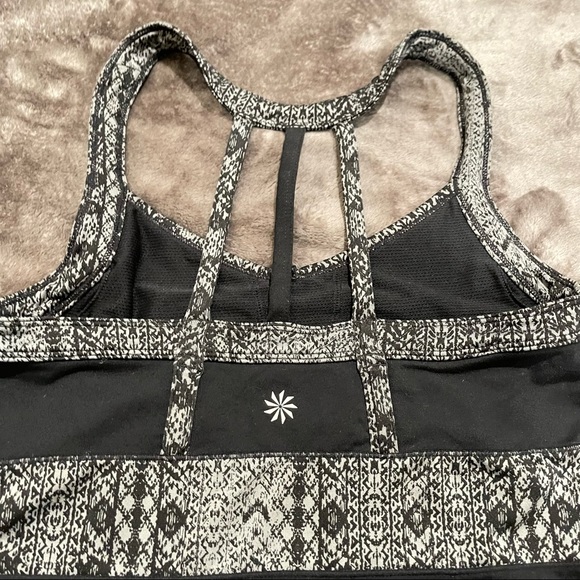 Athleta Black and Grey Crop Top - Picture 2 of 7